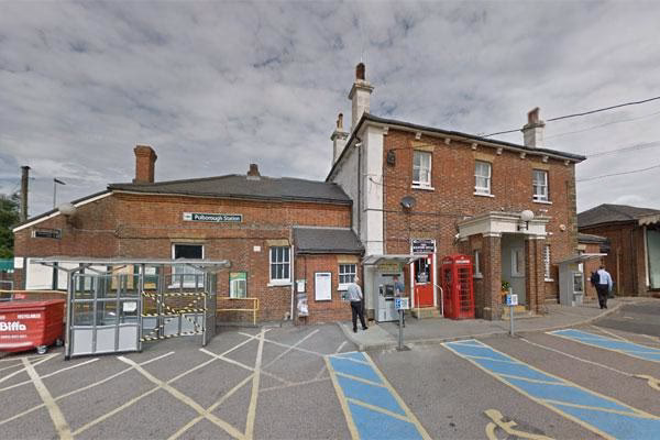 How do I get from Storrington to Pulborough (station)?