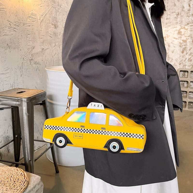 Are there any women's purses at TK Maxx?