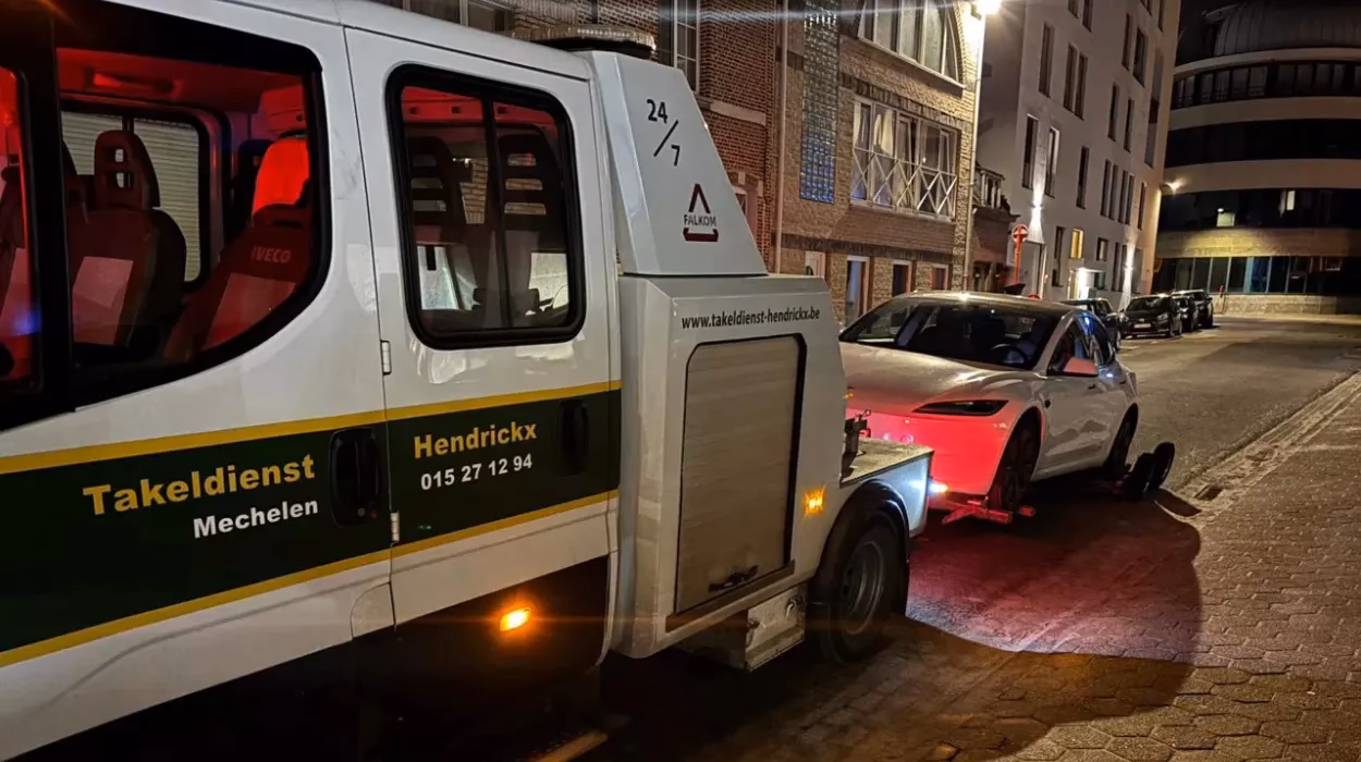 Where is Mechelen railway station?