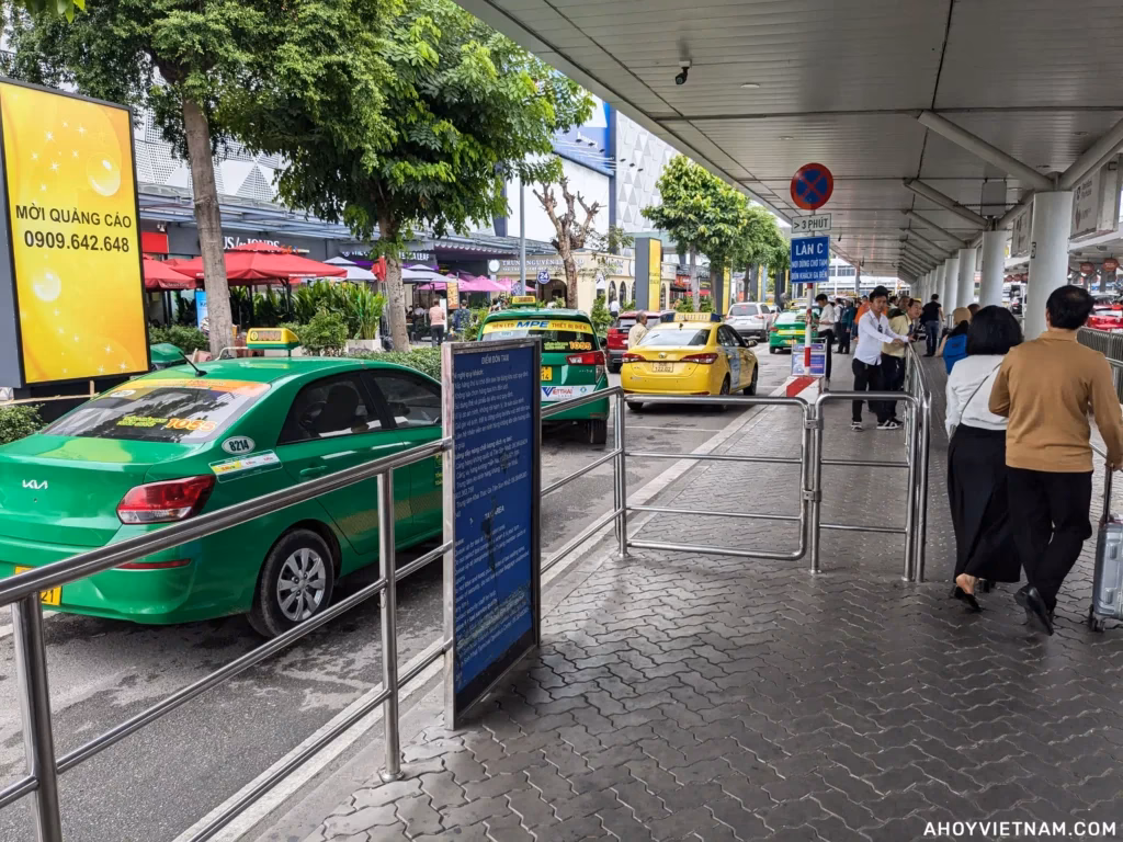 Which taxi company is best in Ho Chi Minh city?