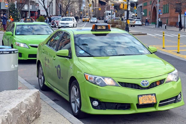 What is the best taxi to SeaTac?