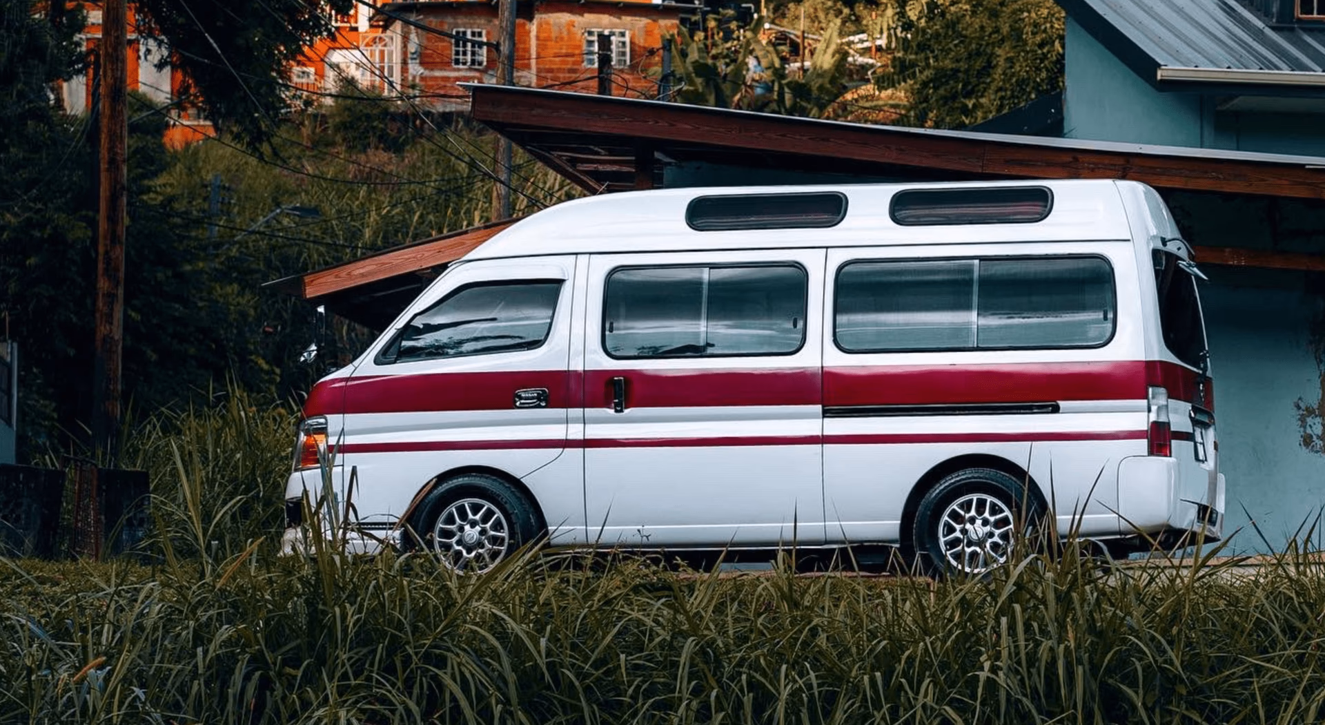 What are the different types of taxis in Spain?