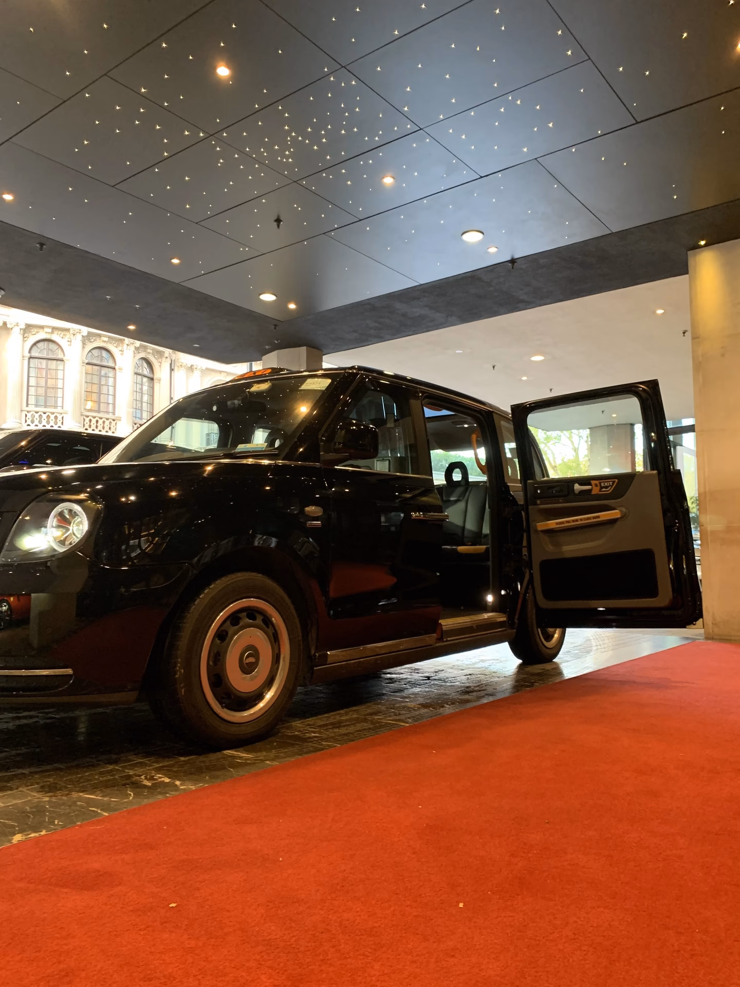 How much does airport pick up cost at Heathrow Airport?