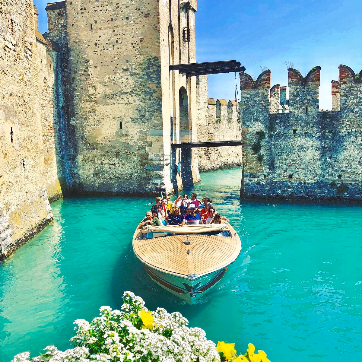 How to get to Sirmione?