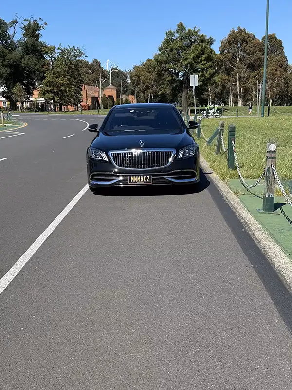 How to get from Melbourne Airport (Mel) to St Kilda?