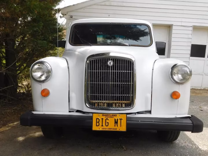 Why should you choose Sterling taxi company?