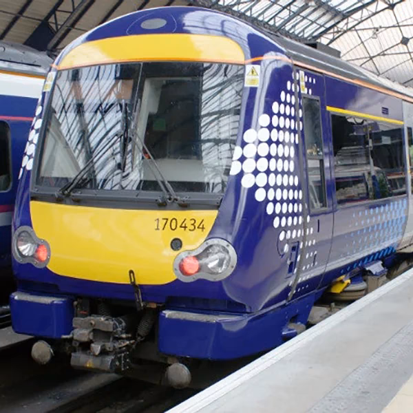 What companies run services between OVO Hydro & Glasgow Central?
