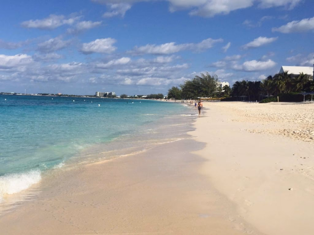 How do I get from the cruise port to Seven Mile Beach?