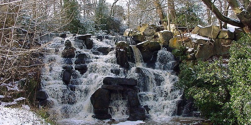 How do I get from London Heathrow to Virginia Water?