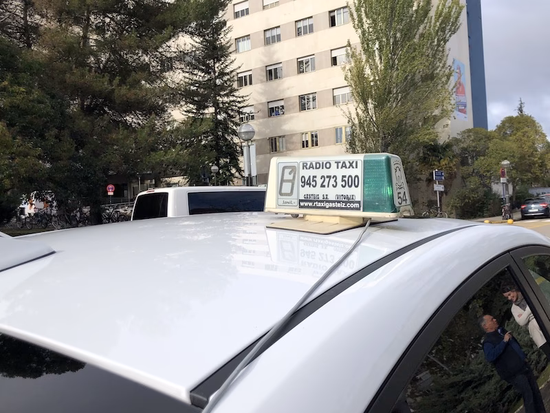 ¿Qué servicios ofrece taxi Gasteiz?