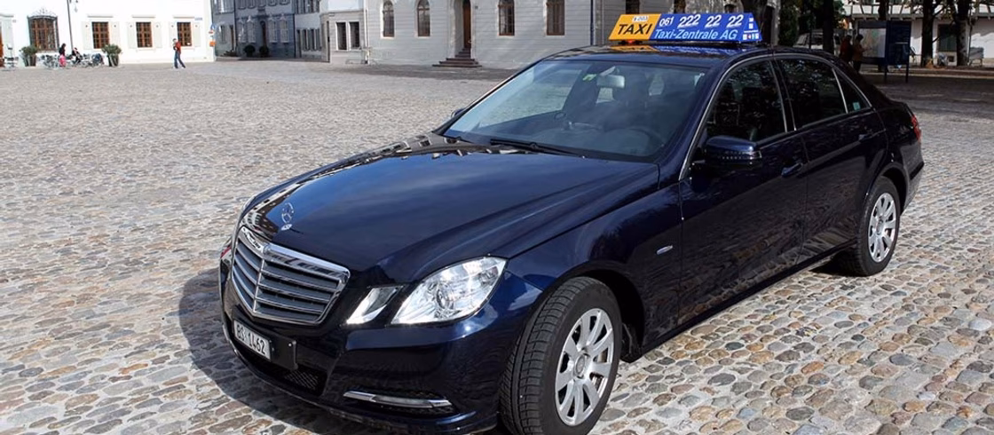 Was bietet die Taxi-Zentrale Fulda an?