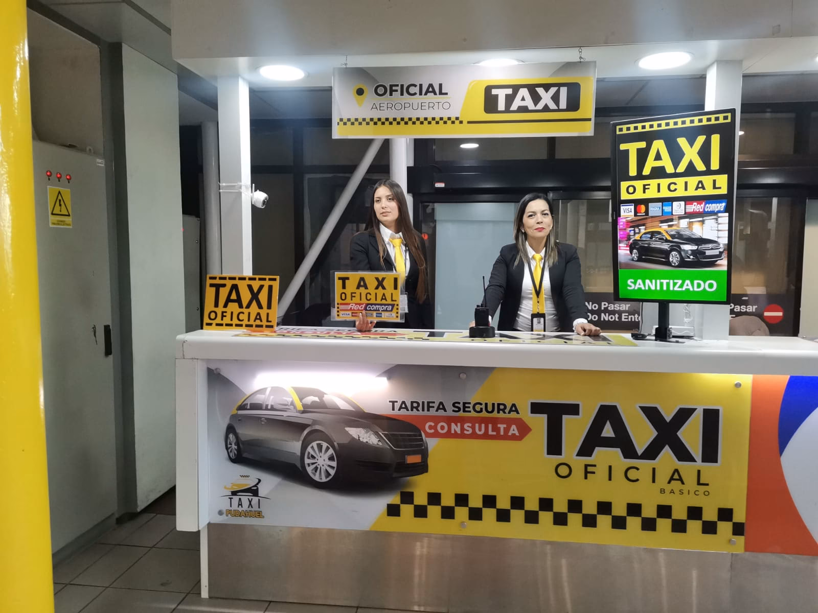 ¿Qué ofrecen los servicios de taxis al aeropuerto?