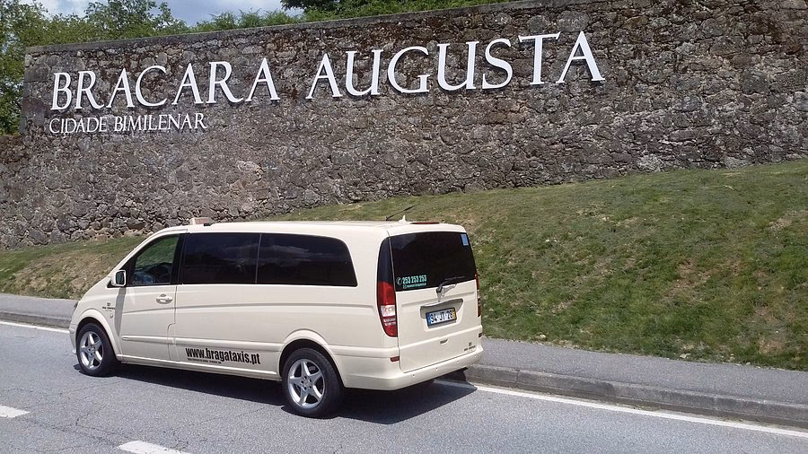 Quais serviços a táxis centrois de Braga oferece?