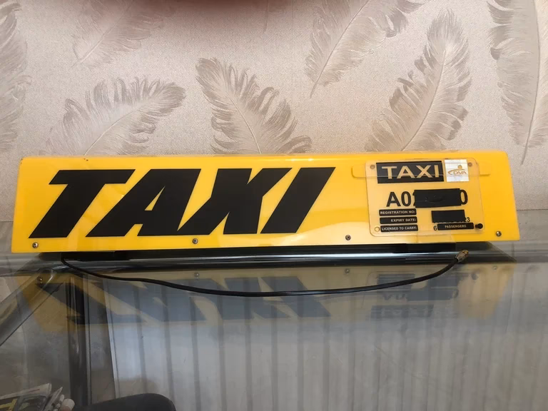 How many taxis are there in Ireland?