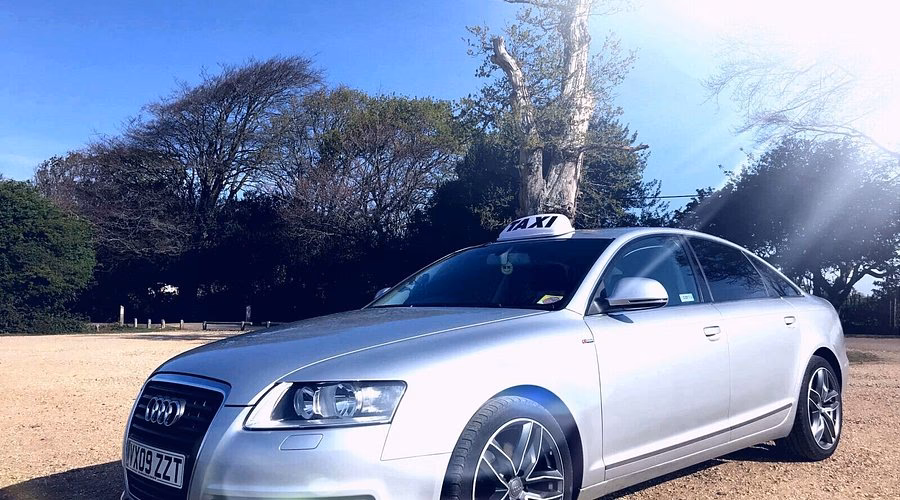 Who is the New Forest Lyndhurst taxi?