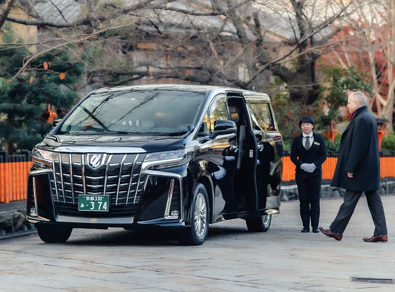 What services does Mk cabs offer?