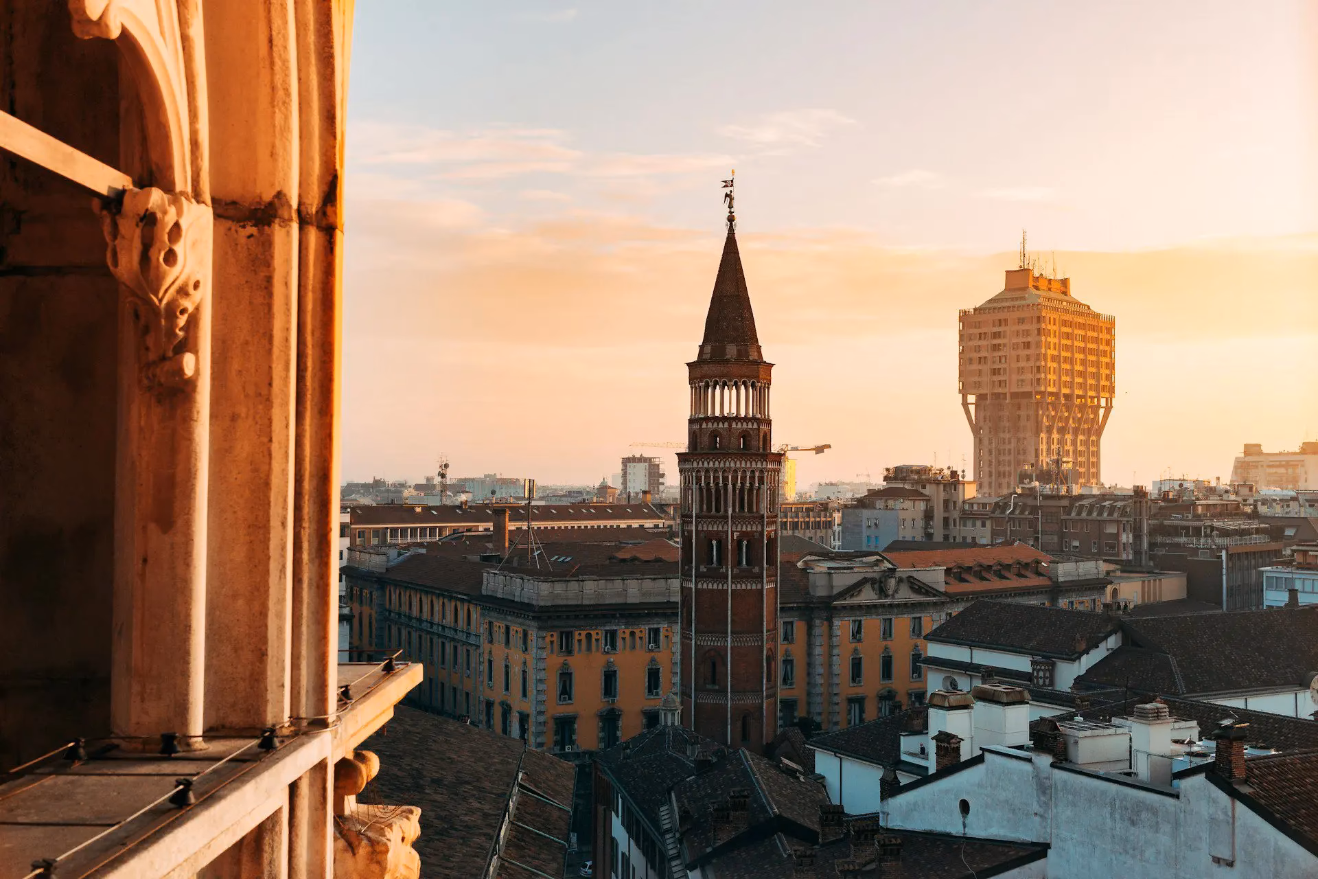 How to get from Milan Linate Airport to Duomo?