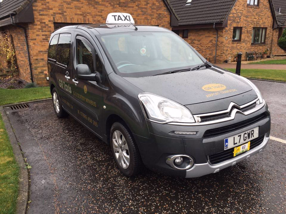 How does the taxi fare calculator Tranent work?