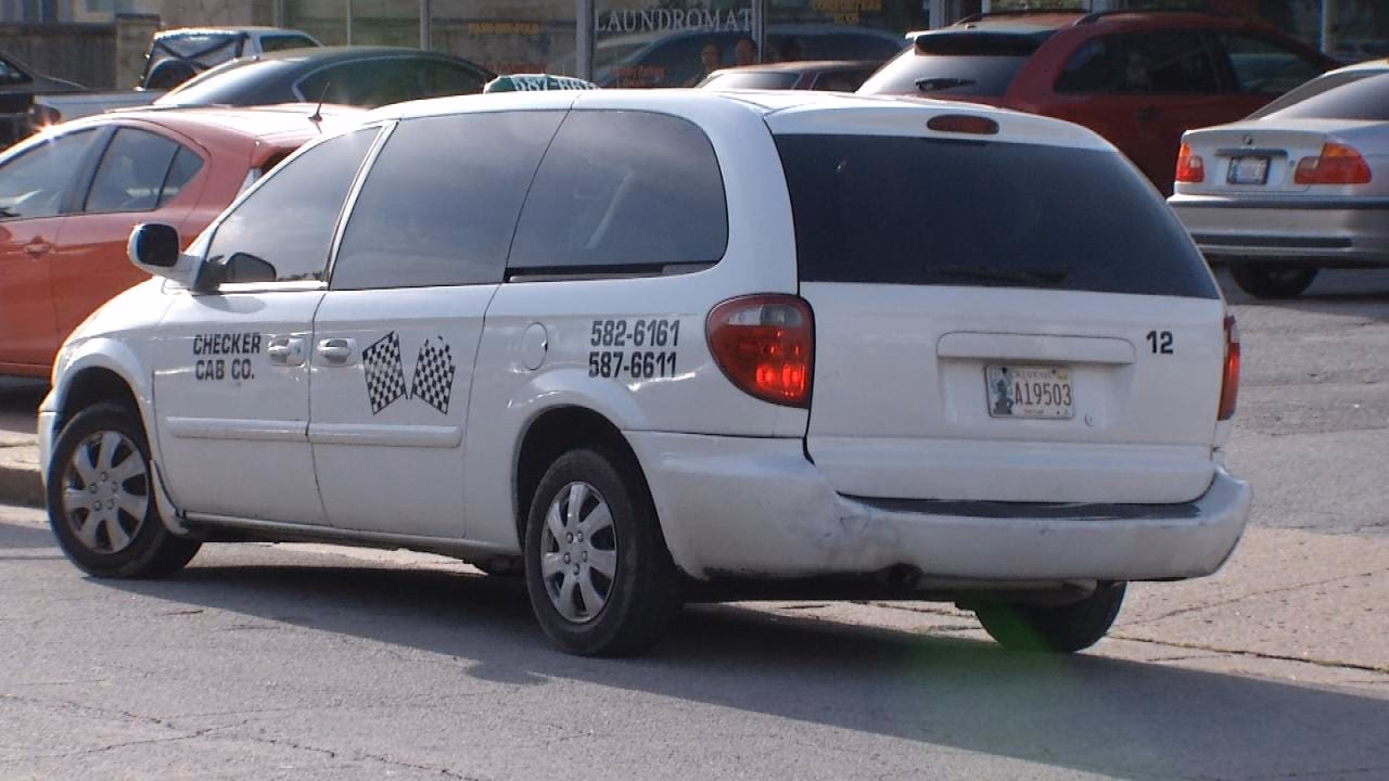 What are people saying about taxis in Tulsa?