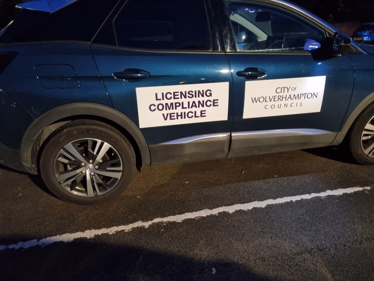 Do you tip a Stratford-upon-Avon taxi driver?