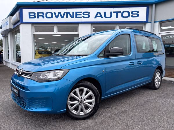 Where can I find specifications about Volkswagen Caddy Maxi life estate 2010?