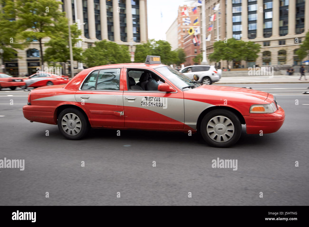 Where can I get a taxi from Washington?