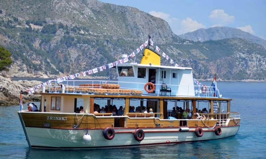How to get from Dubrovnik to Lokrum Island?