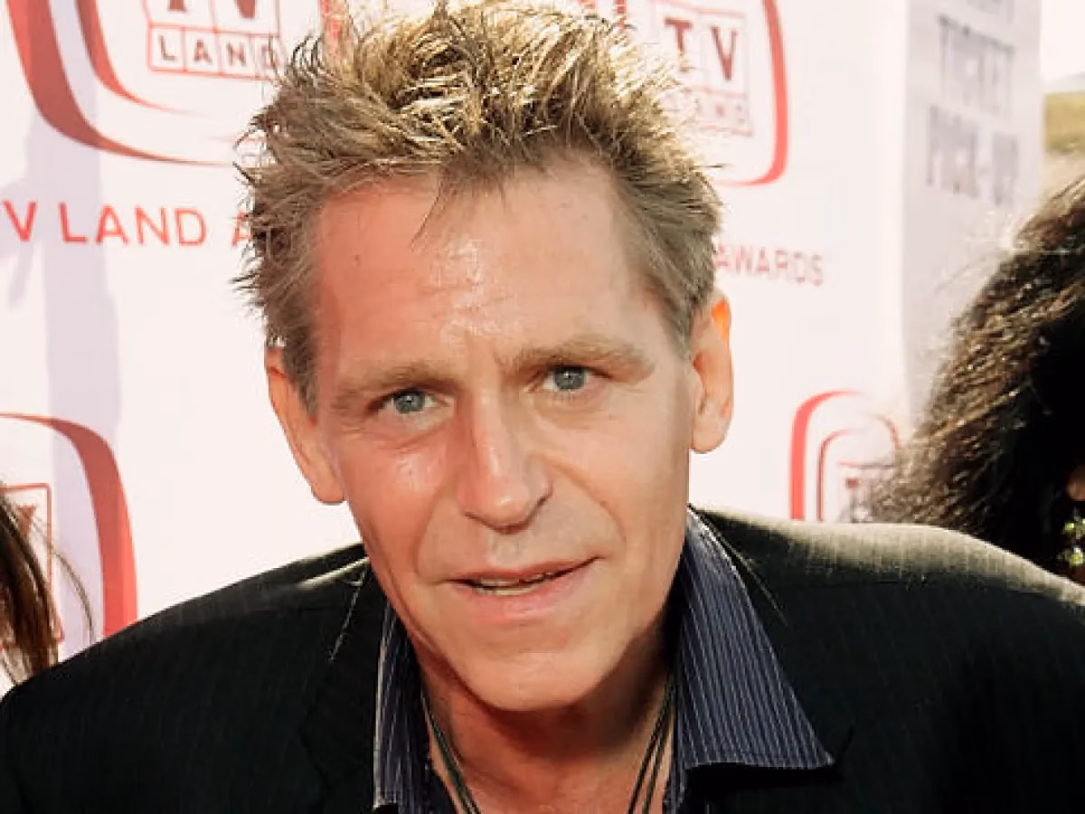 Did Sam Simon find a missing Conaway?