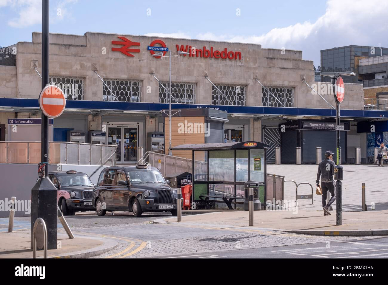 Is Wimbledon Underground station busy?
