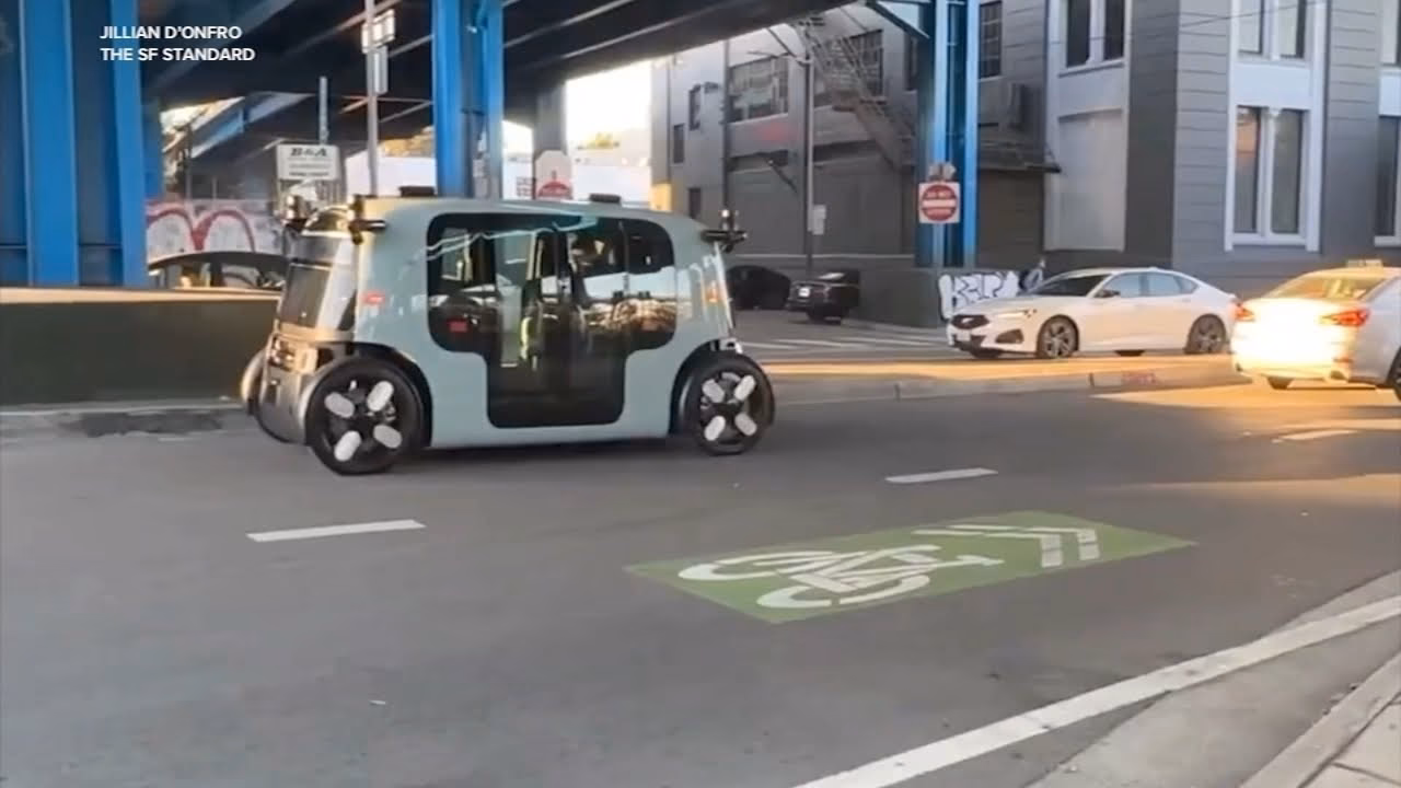 Why is Xoom making initiative moves?