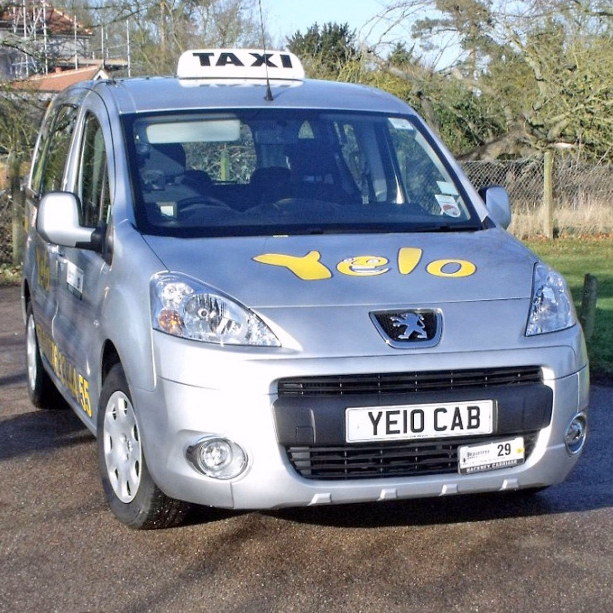 Who are Essex Yelo taxi?